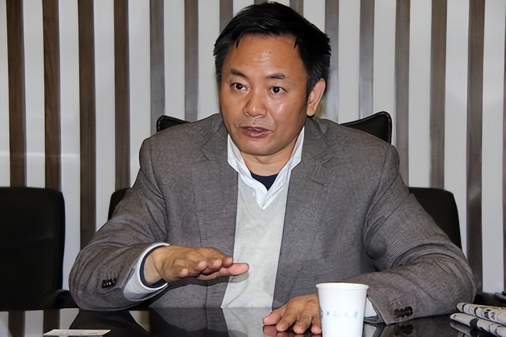 “学渣”逆袭正教授史：22岁攻克世界大难题，23岁升为985教授