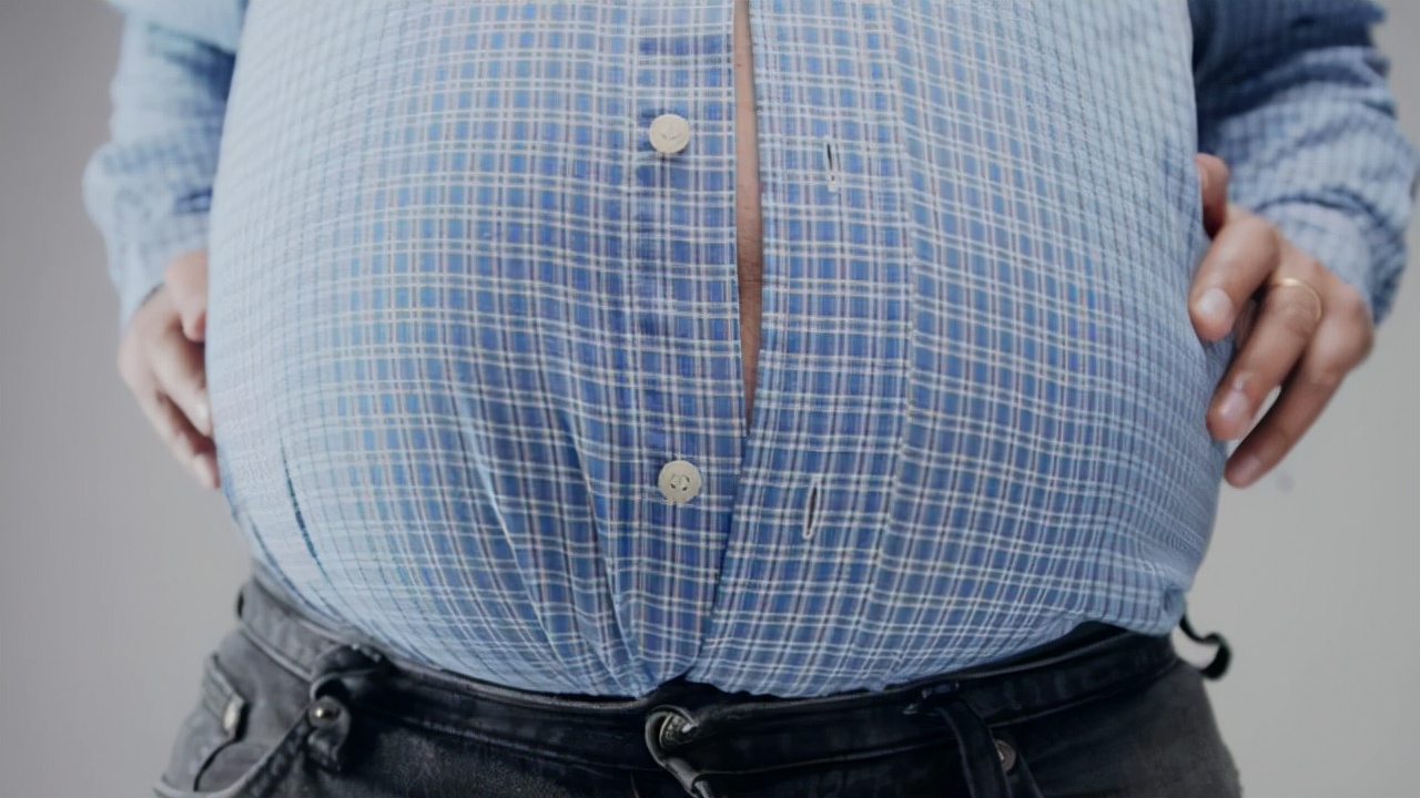 男性152-188cm标准体重对照表，自测一下，其实你的身材并不胖