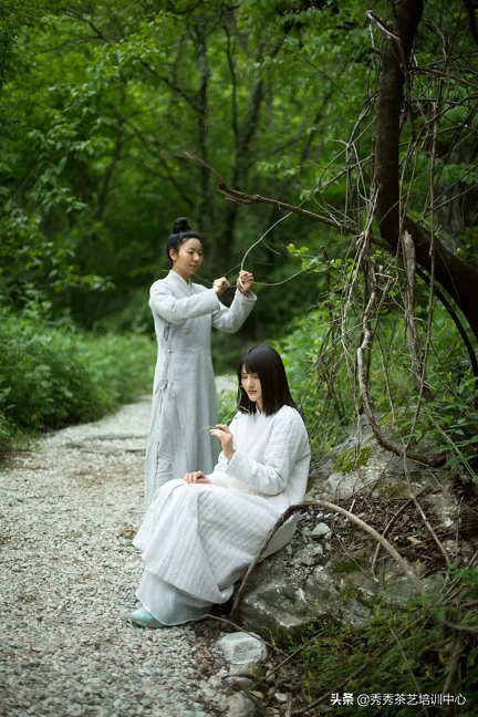 茶人秀秀：穿汉服一定要学会妆造