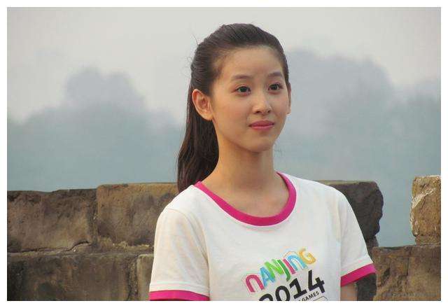 不知妻美刘强东，3段恋爱史4个女学生，每个女人都是人生转折点