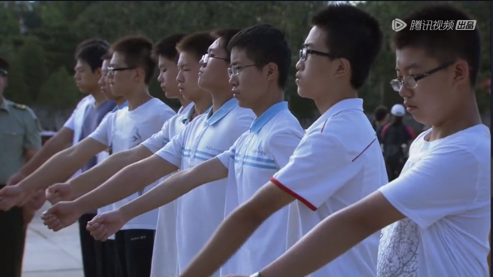 海淀区，10年前没有“鸡娃”遍地｜专访《真实生长》导演