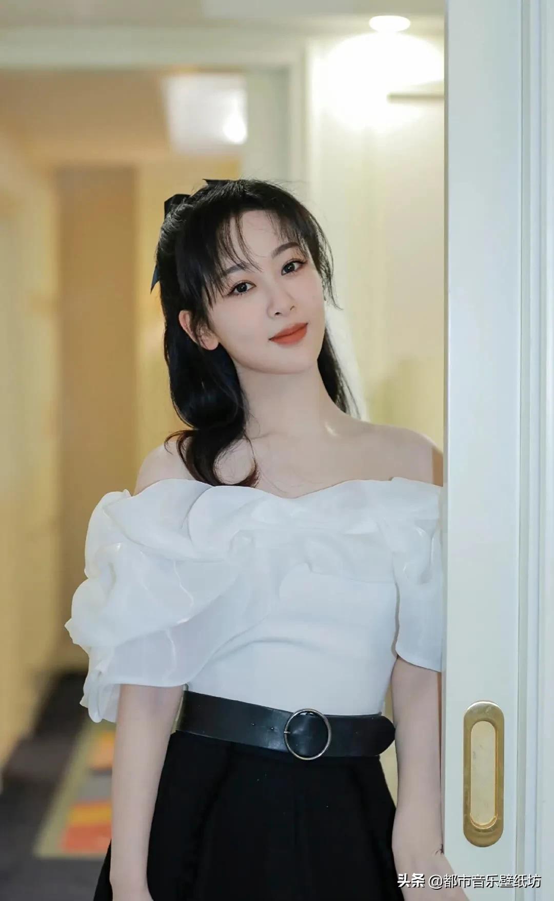 杨紫高清时尚穿搭美图壁纸精选