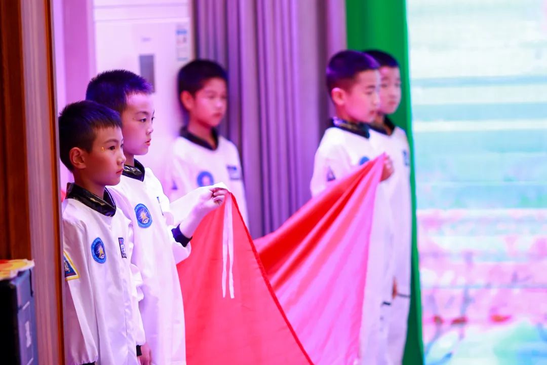 华阳实验小学举行“童星耀五月·艺术绽花开”群舞比赛（续）