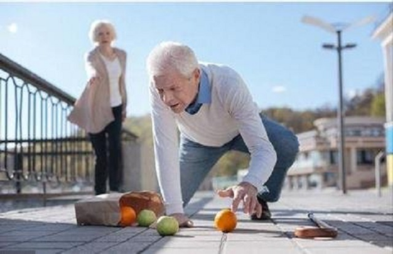 65歲後身體容易缺少5種營養，注意其中兩種，適合補充別過量