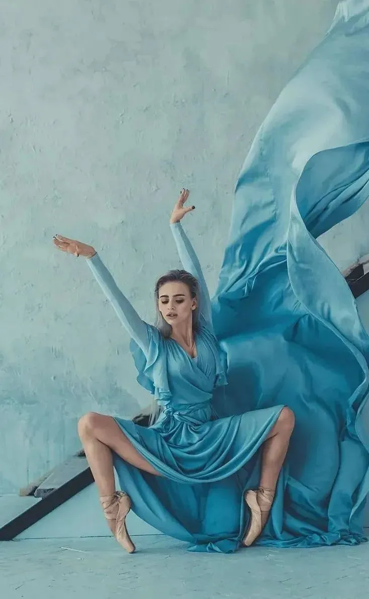 精美图片：人体摄影艺术，舞蹈的灵动之美