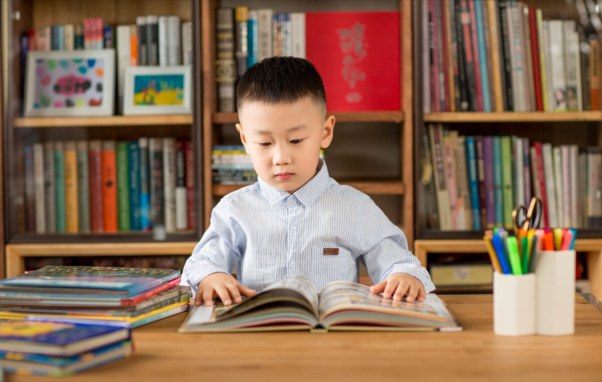 婴儿几个月学坐（孩子进入小学前需要具备哪些能力）