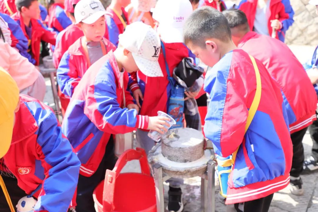 传承红色基因丨固始县永和实验小学西九华山研学活动圆满举办