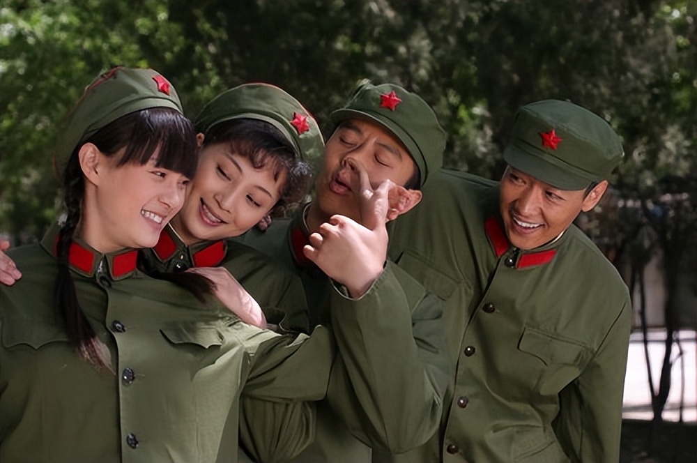 娱乐圈难得的六个好男人：长着一张多情的脸，一生却只钟情于一人