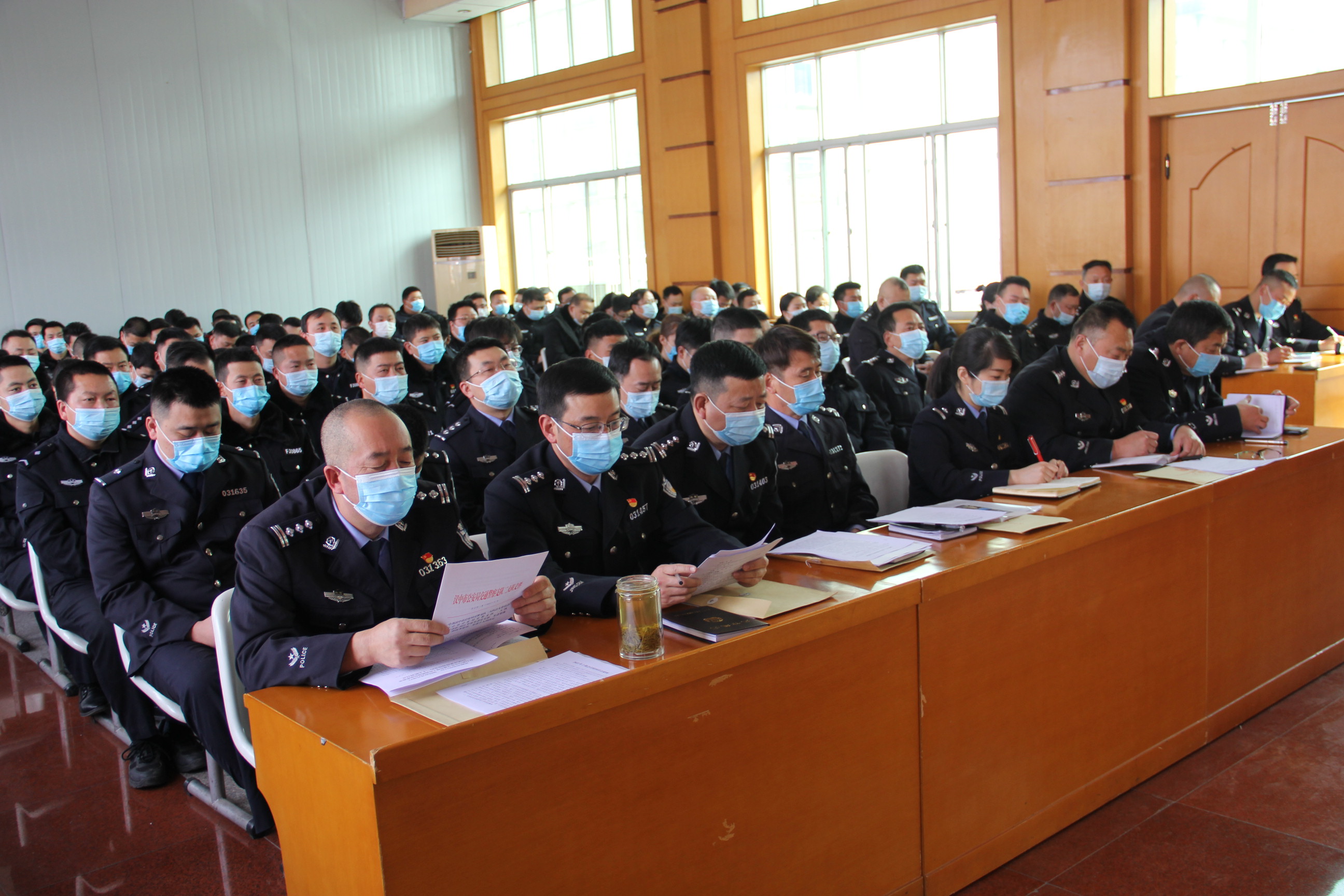 汉中交警二大队召开2022年公安交通管理工作会
