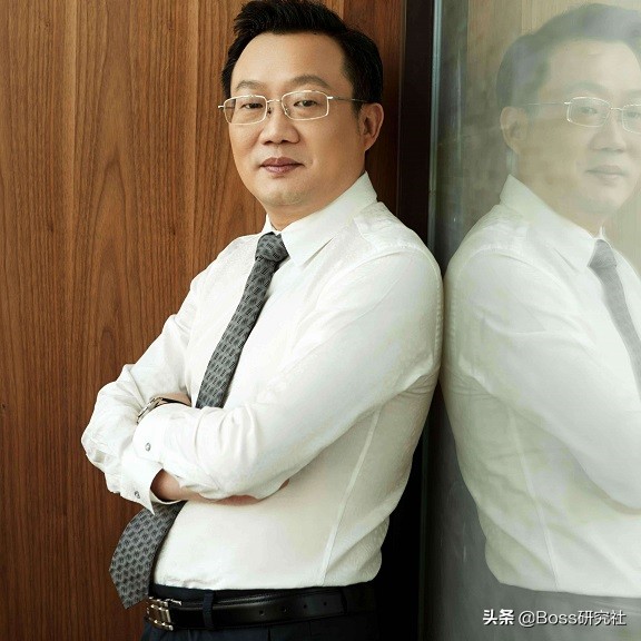 江西九江新版“十大富豪”，4人身价超百亿，80后创业小伙抢眼