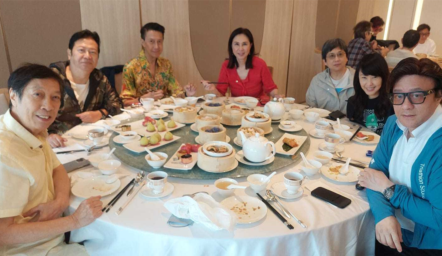 姜大卫生日众星云集，“欧阳克”罕露面，改当中医免费帮贫苦老人