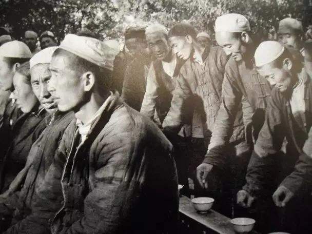 伟人的九大旷世奇迹，让中国重新站在世界之巅，多国后悔与之为敌