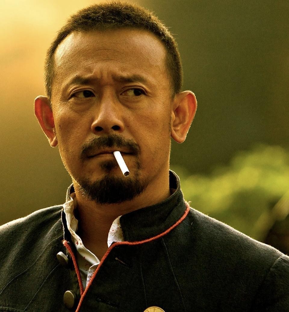 父亲是歪瓜裂枣，女儿却貌美如花？这10位星二代的长相好奇妙