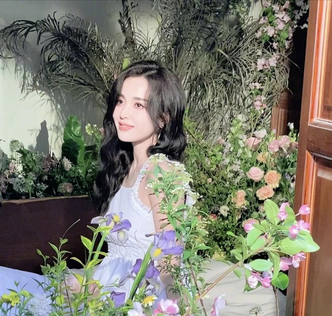 脸和身材判若两人，天使脸魔鬼身材的女明星，有的绝色有的尴尬