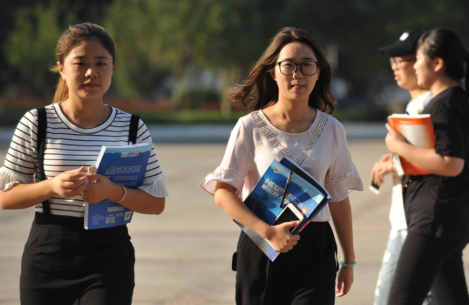 清华大学的校花（国内大学）