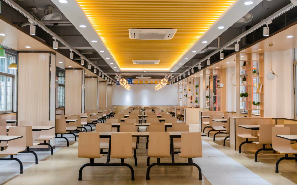 2009年，江西一高考状元抢银行10万被判10年，出狱再考入985名校