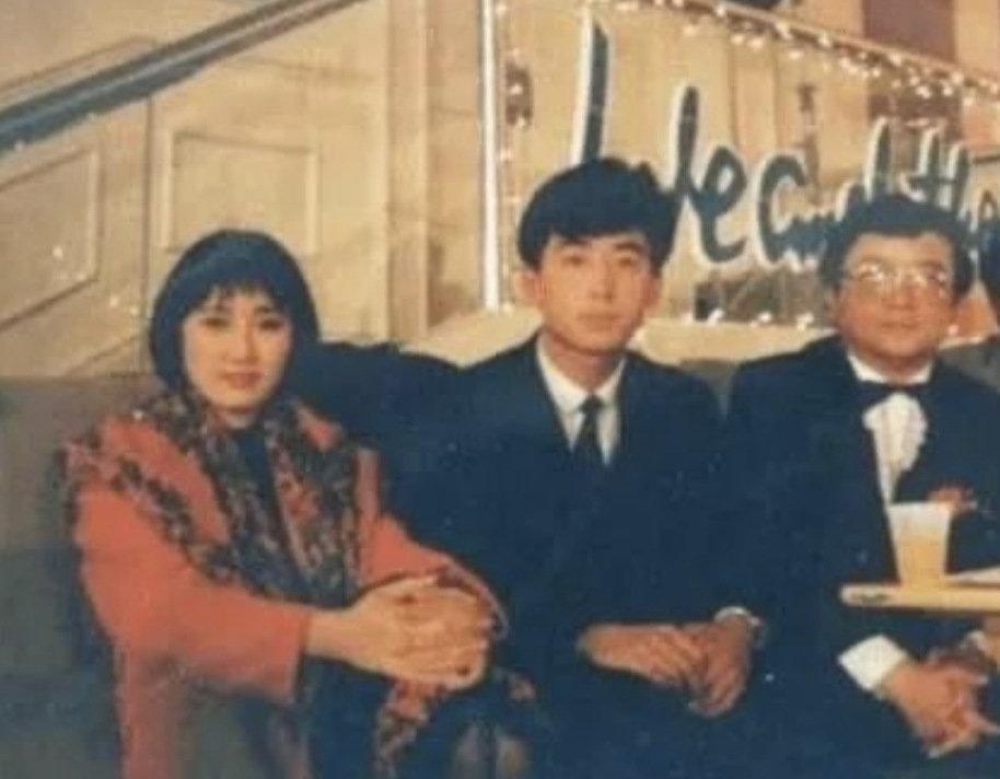成方圆的自由人生，和她生命中爱过的2个重要男人