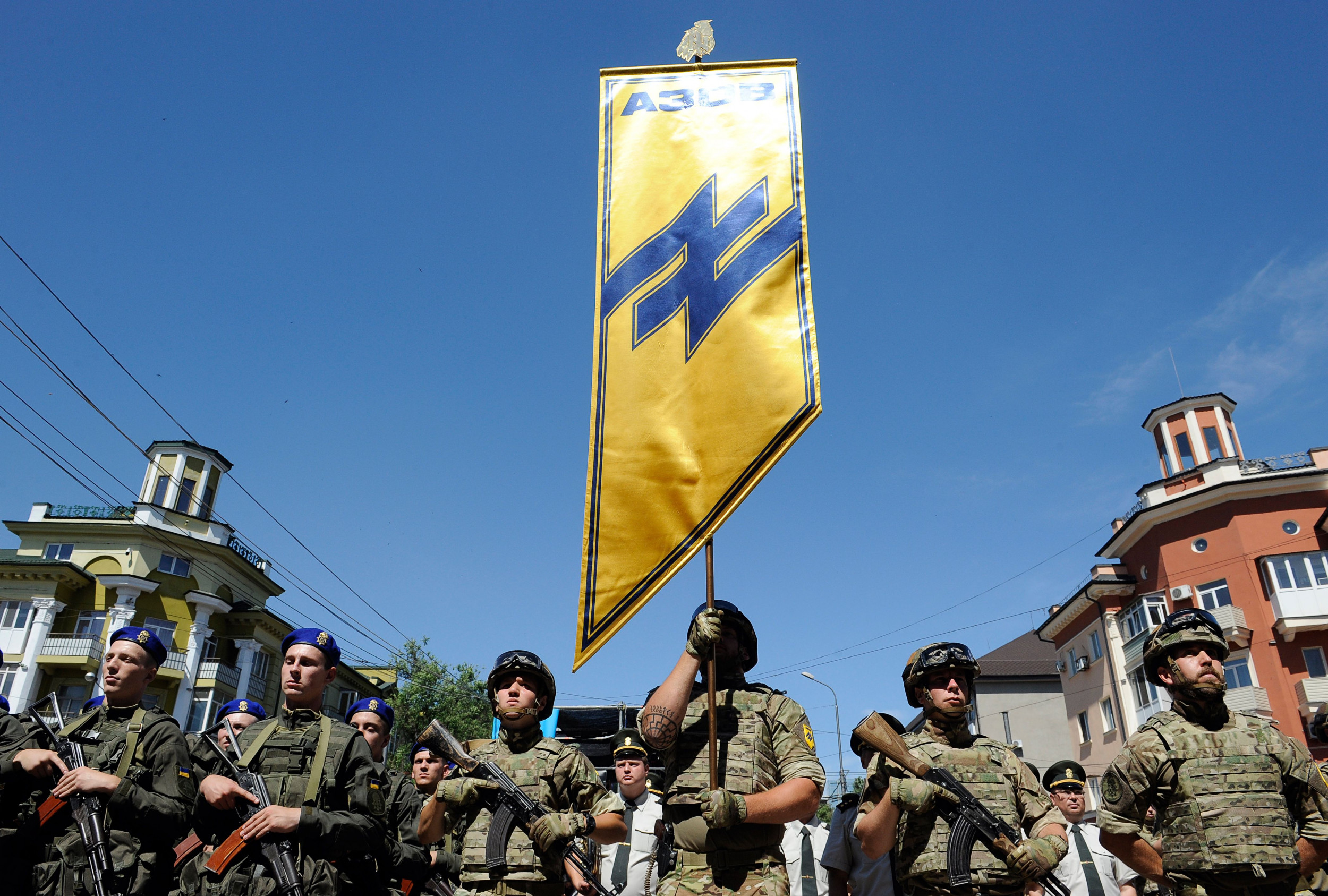 乌克兰亚速营对车臣武装大放厥词，这是什么开始。
