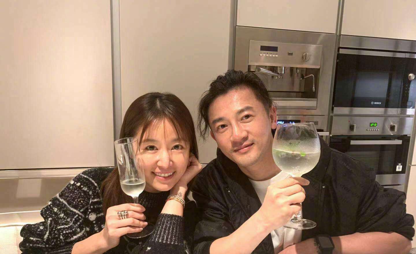 至今不娶妻的11位港臺大齡男星，有人情史混亂，有人一生只愛一人