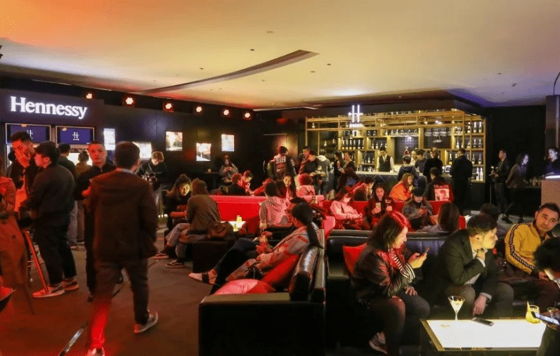 精彩不容错过：VR品酒、喝不醉的鸡尾酒、沉浸式品酒