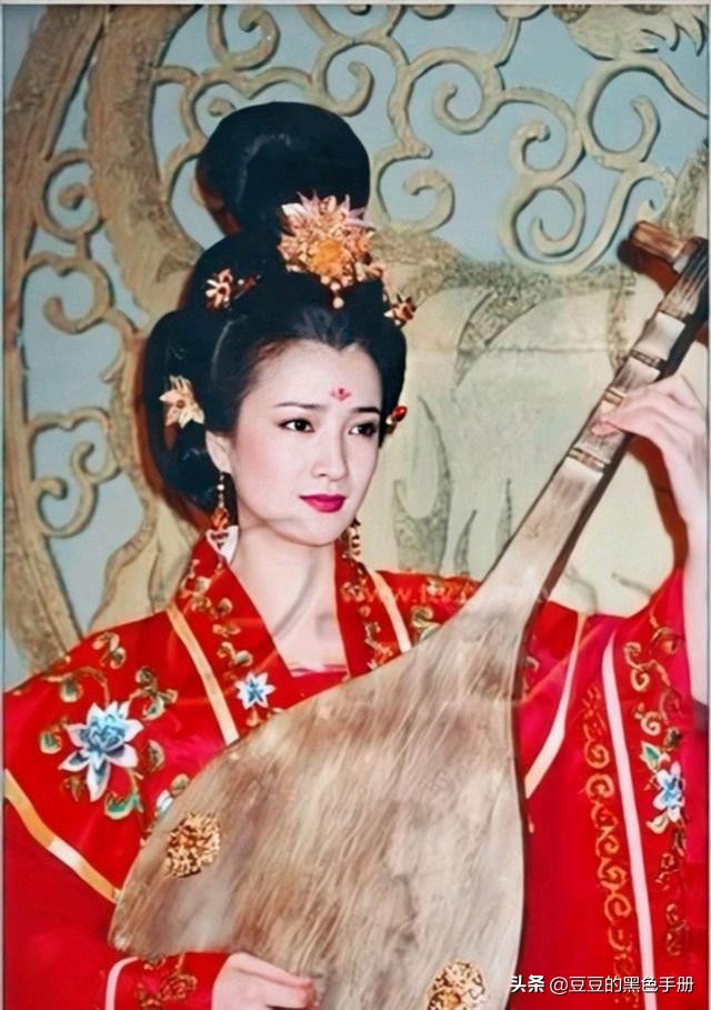 谁懂珠圆玉润的美？以现在的眼光看，这9位20年前的美人都太胖了