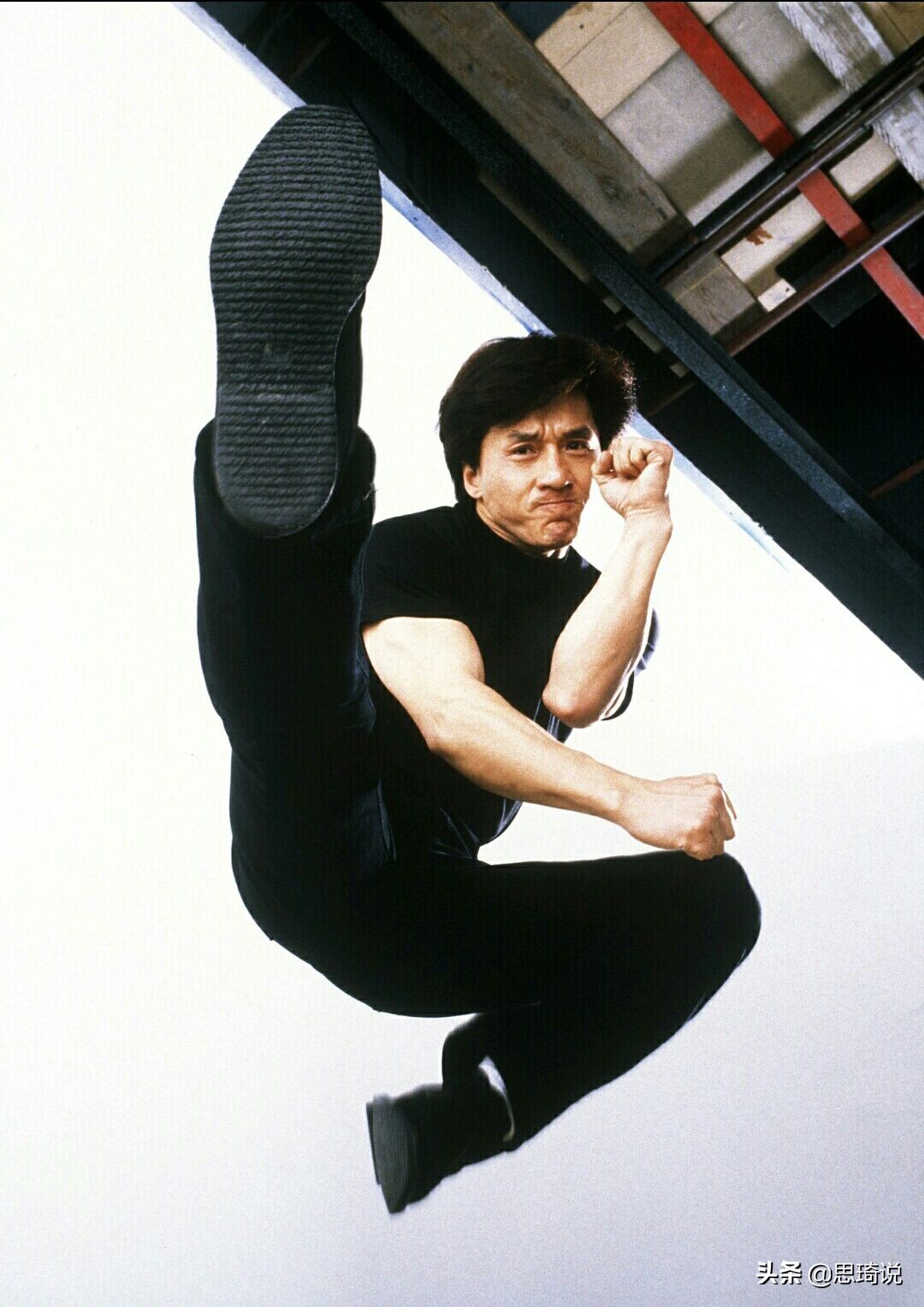 俞灏明的脸、谢霆锋的手、成龙全身是伤，辉煌背后是血泪