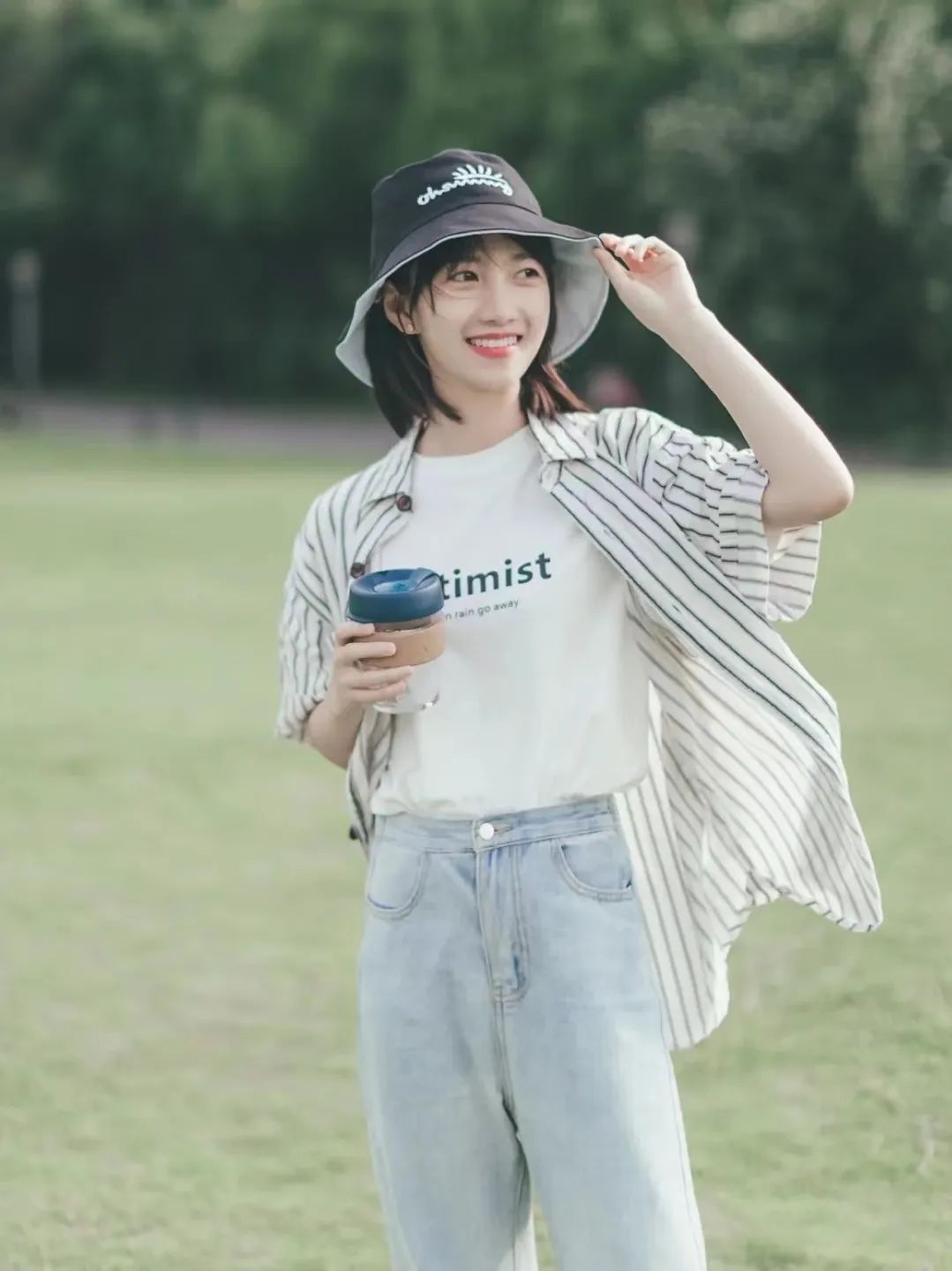 次次艳压00后小花，35岁的杨幂心机在哪儿？