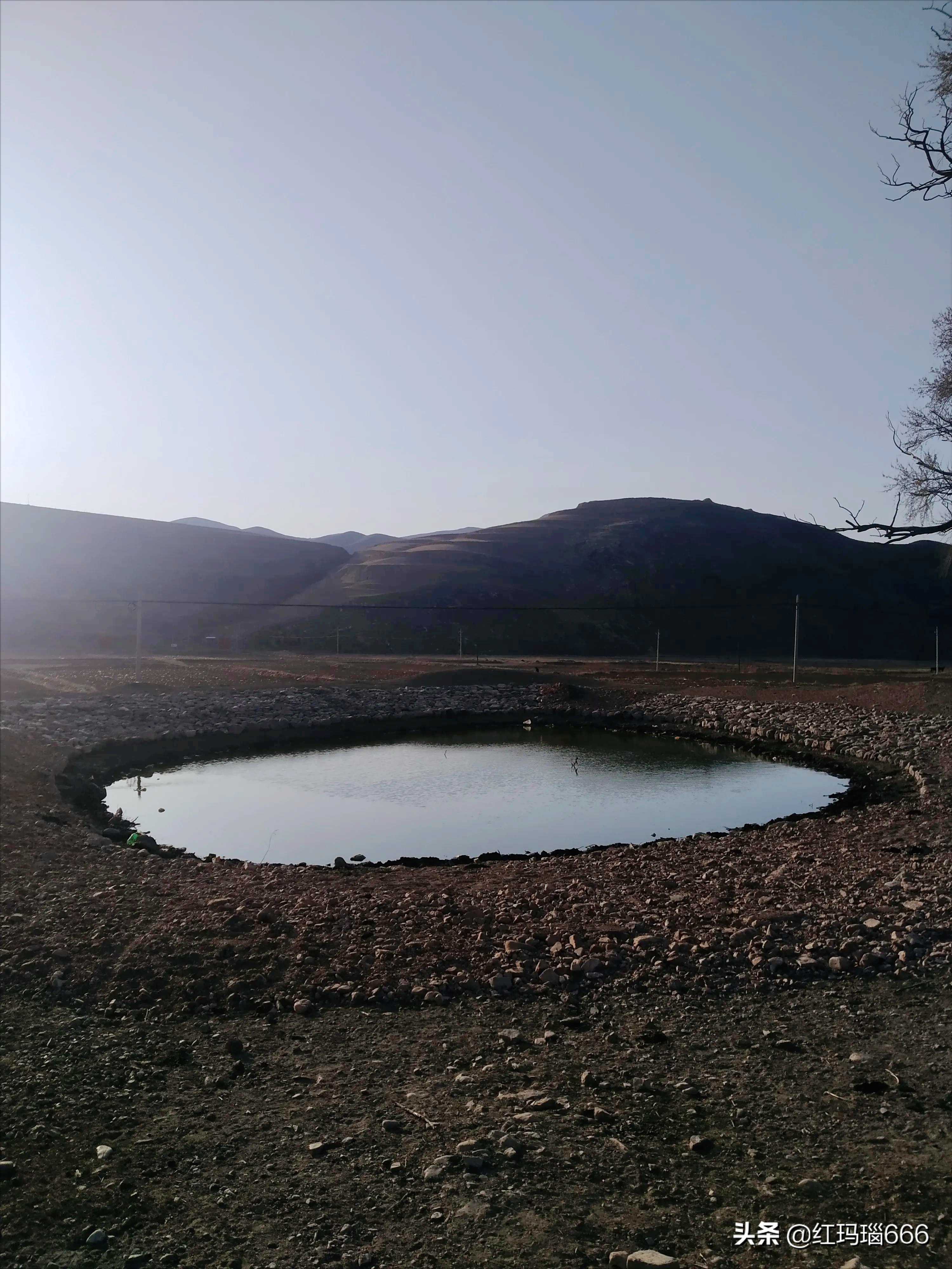 蔚县石门峪里的小山村—果庄子村