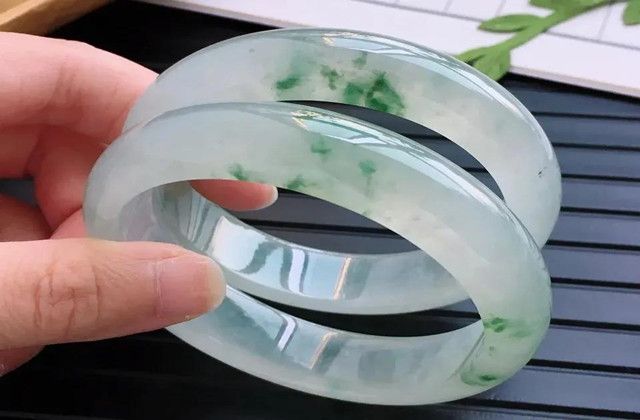 还在看那些不靠谱的鉴定