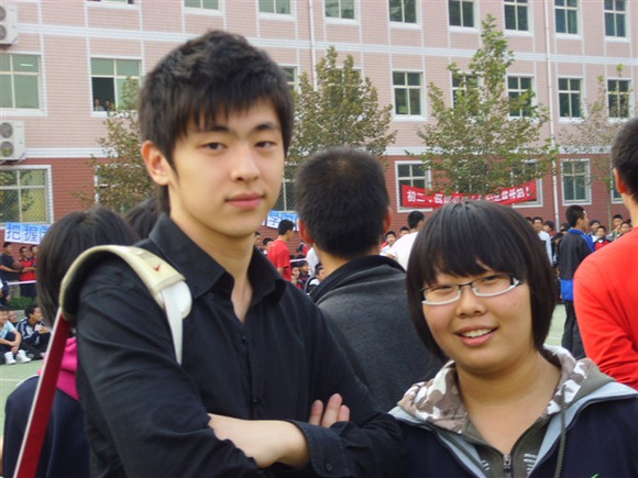 从“当红小生”到“劣迹艺人”，邓伦终究是变成了自己讨厌的模样