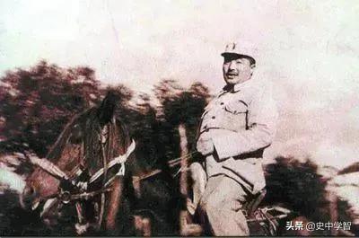 贺龙元帅戎马一生：从北伐名将到开国功臣的传奇人生