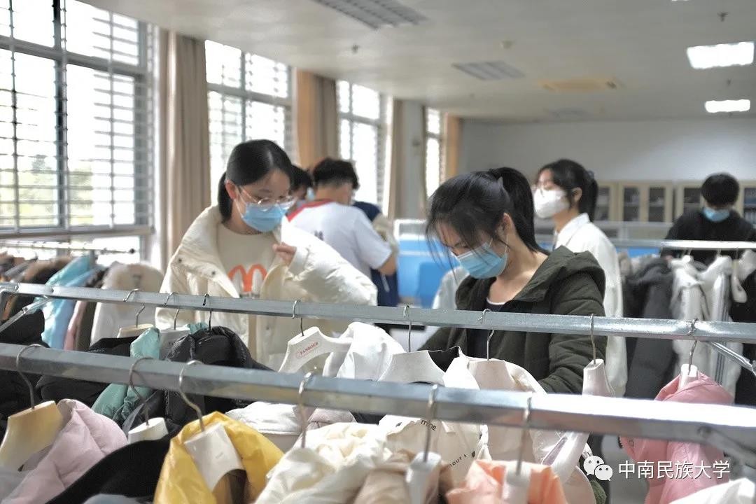 冷空气频频来袭！或许，这就是湖北“最温暖”的大学的之一！