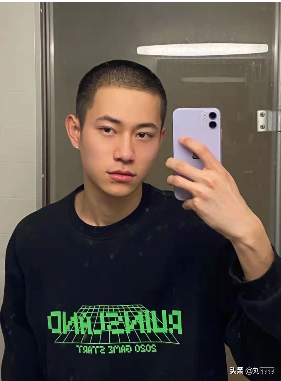 今夏最火男士发型有哪些？寸头分头精神时尚，潮流染发很吸引眼球