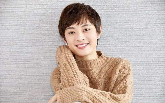 向海清：被孙俪资助4年，上大学后写6000字控诉：她太抠了