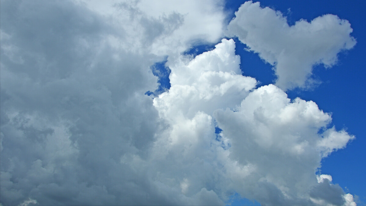 一朵云重达500吨，相当于近百头大象，可它为什么不会掉下来？