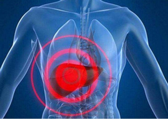 排尿很黄、异味很大？身体或是在向你暗示这5件事，别忽视了