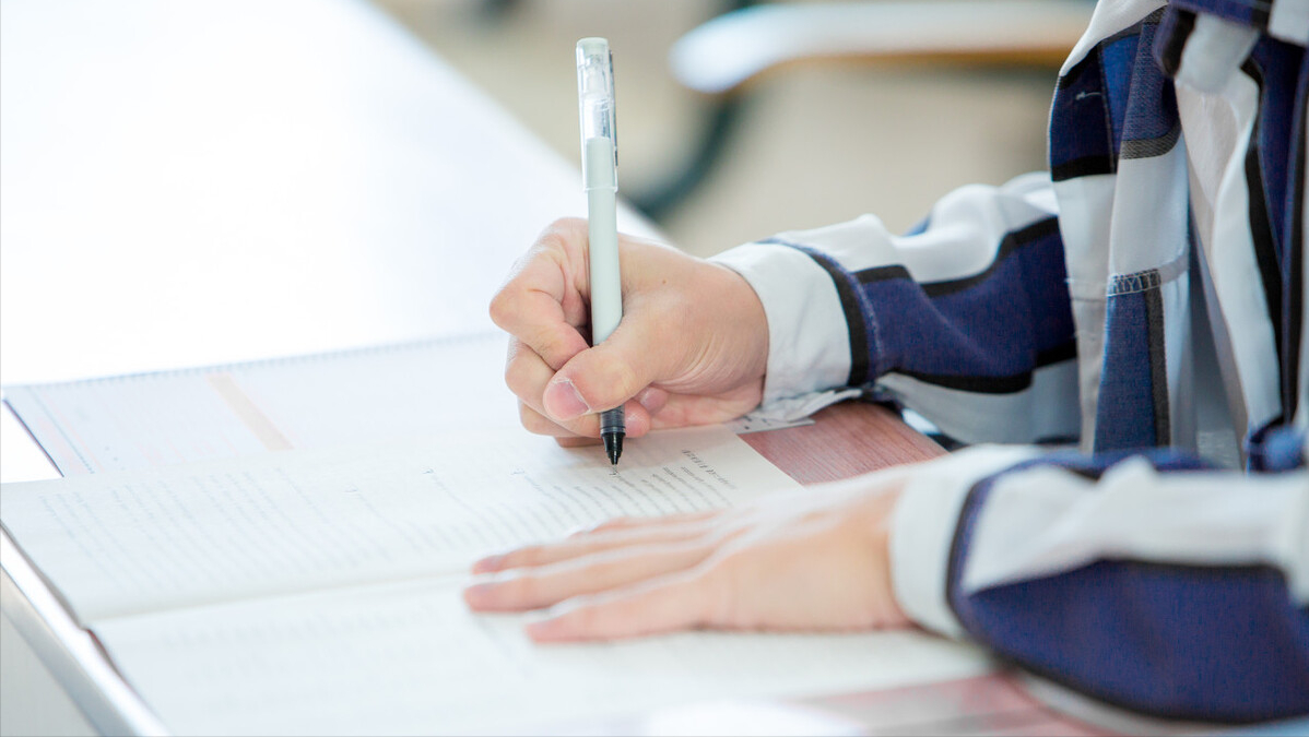 教师和医生有“天壤之别”，学生选择要谨慎，别不小心“掉坑里”