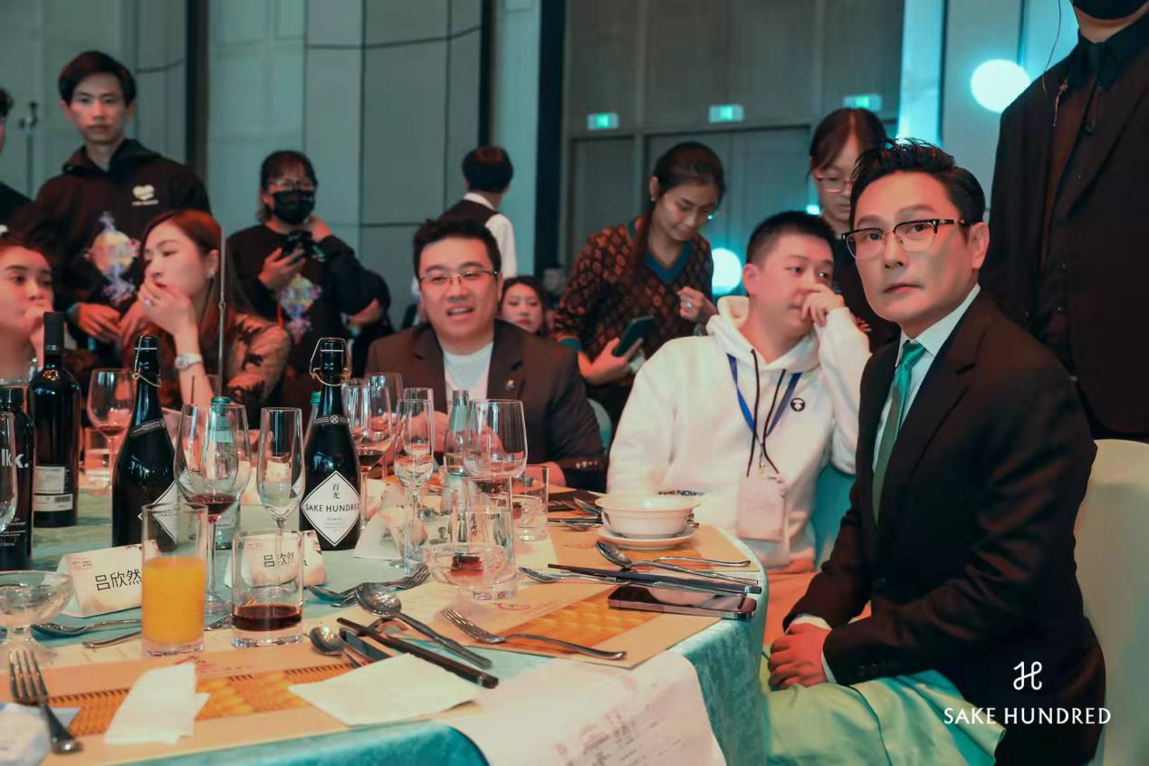 SAKE HUNDRED���ٹ⡹�ð�����δ�������������С������������