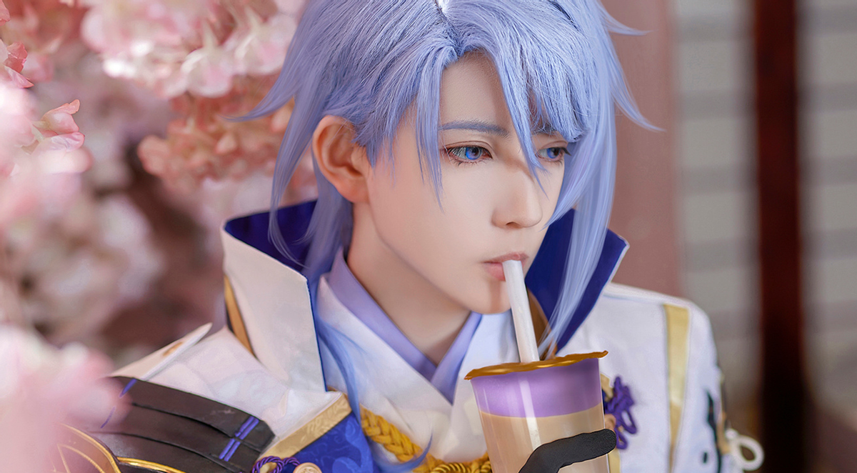 男装大佬集体出动COS《原神》神里绫人-哪边嗨