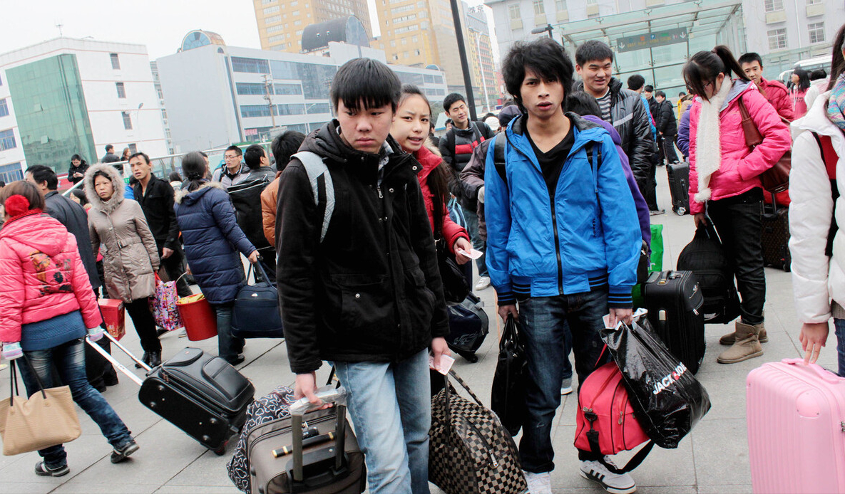 江苏的高校公布放寒假时间，较往年有所提前，但天数却有缩短