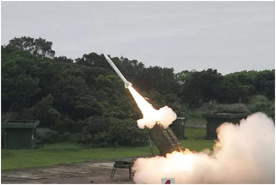 ���Ӵ�½����������쵼�������죬����װ��Ե�����̫����