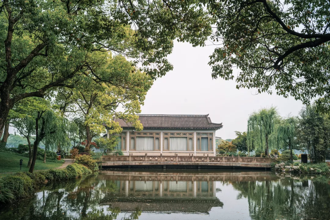 杭州美食餐厅排行榜前十名（杭州最好吃餐厅排行榜）