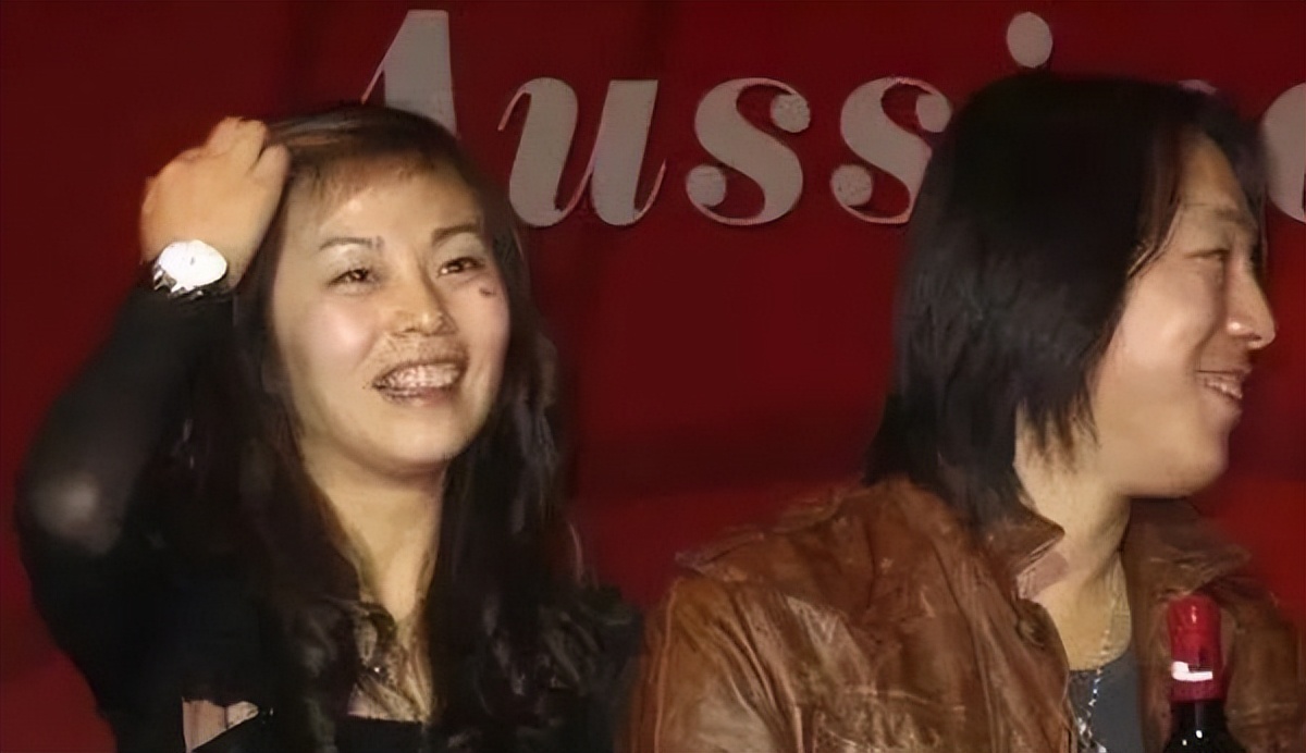 娱乐圈难得的六个好男人：长着一张多情的脸，一生却只钟情于一人