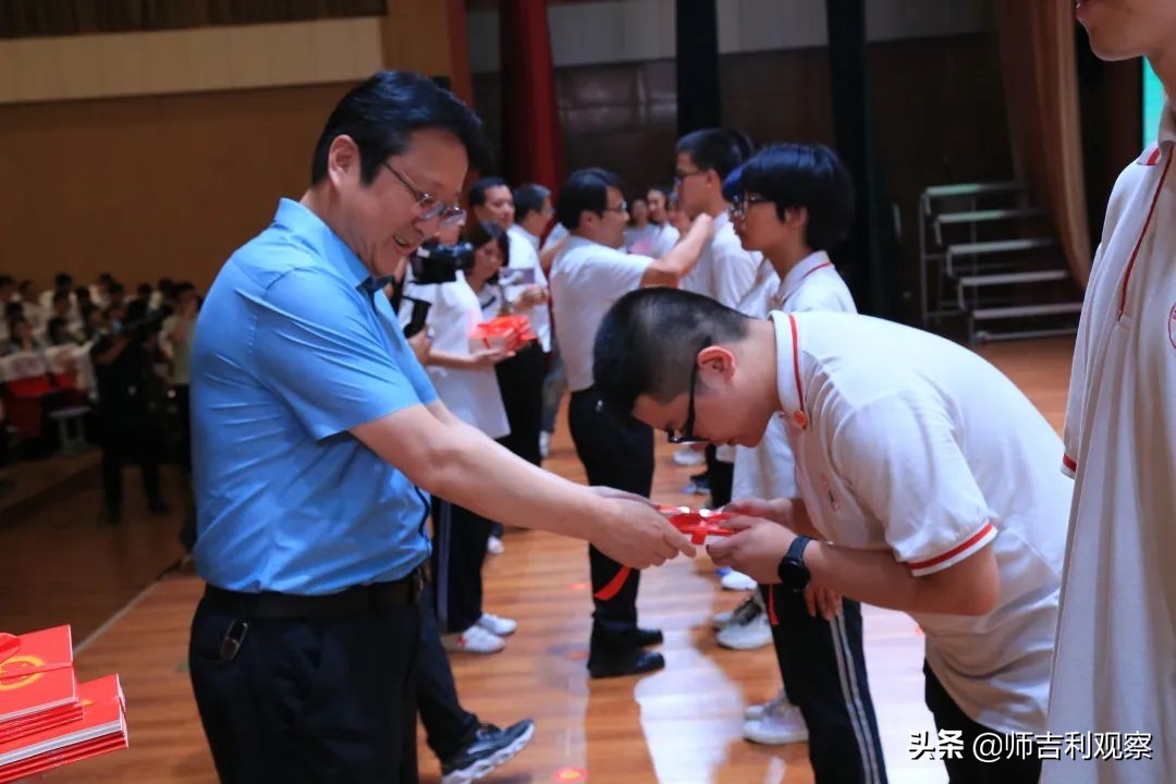 咸阳彩虹中学举行高2022届毕业典礼(图9)