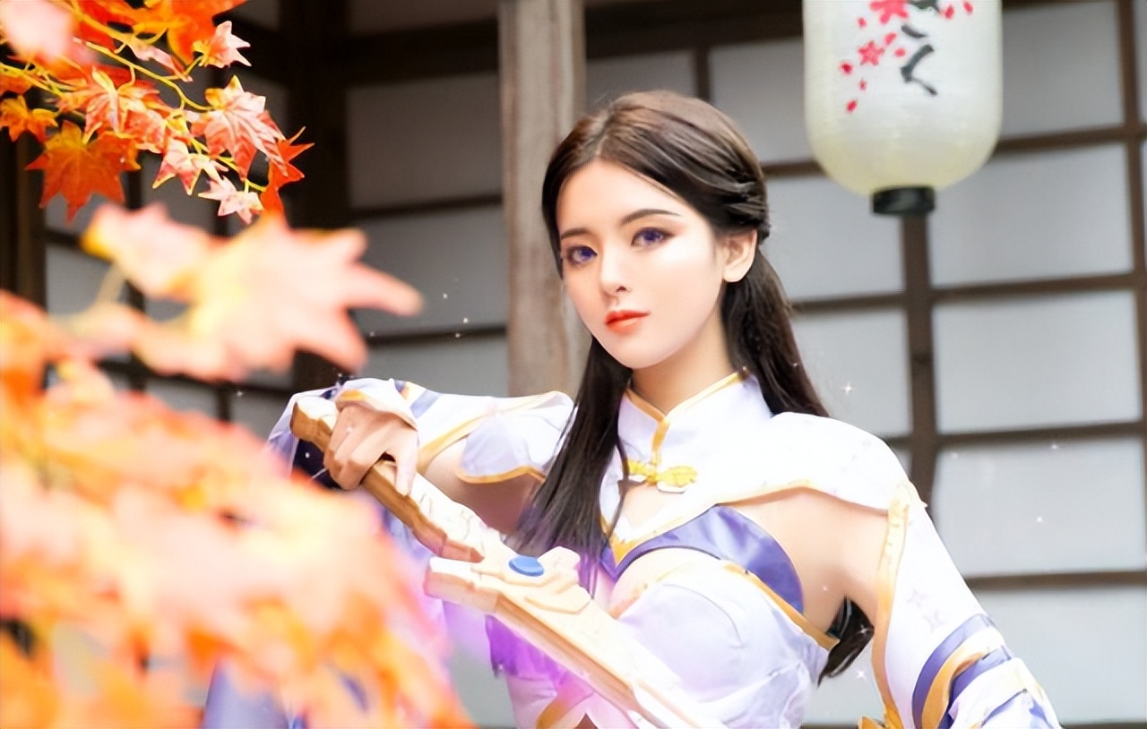 杨超越COS哪吒 在一次成为粉丝的心头爱！-哪边嗨