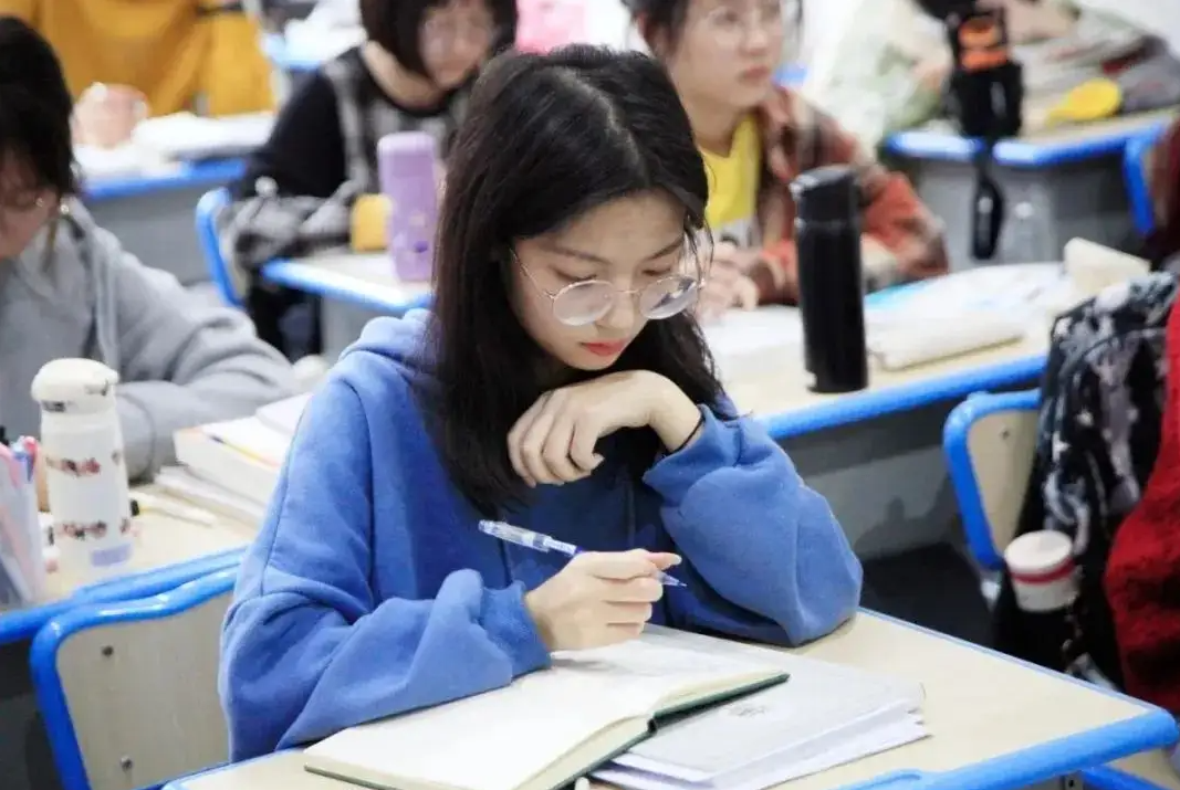 2022有可能是最难“高考年”，报考难度增加，考生和家长需要重视