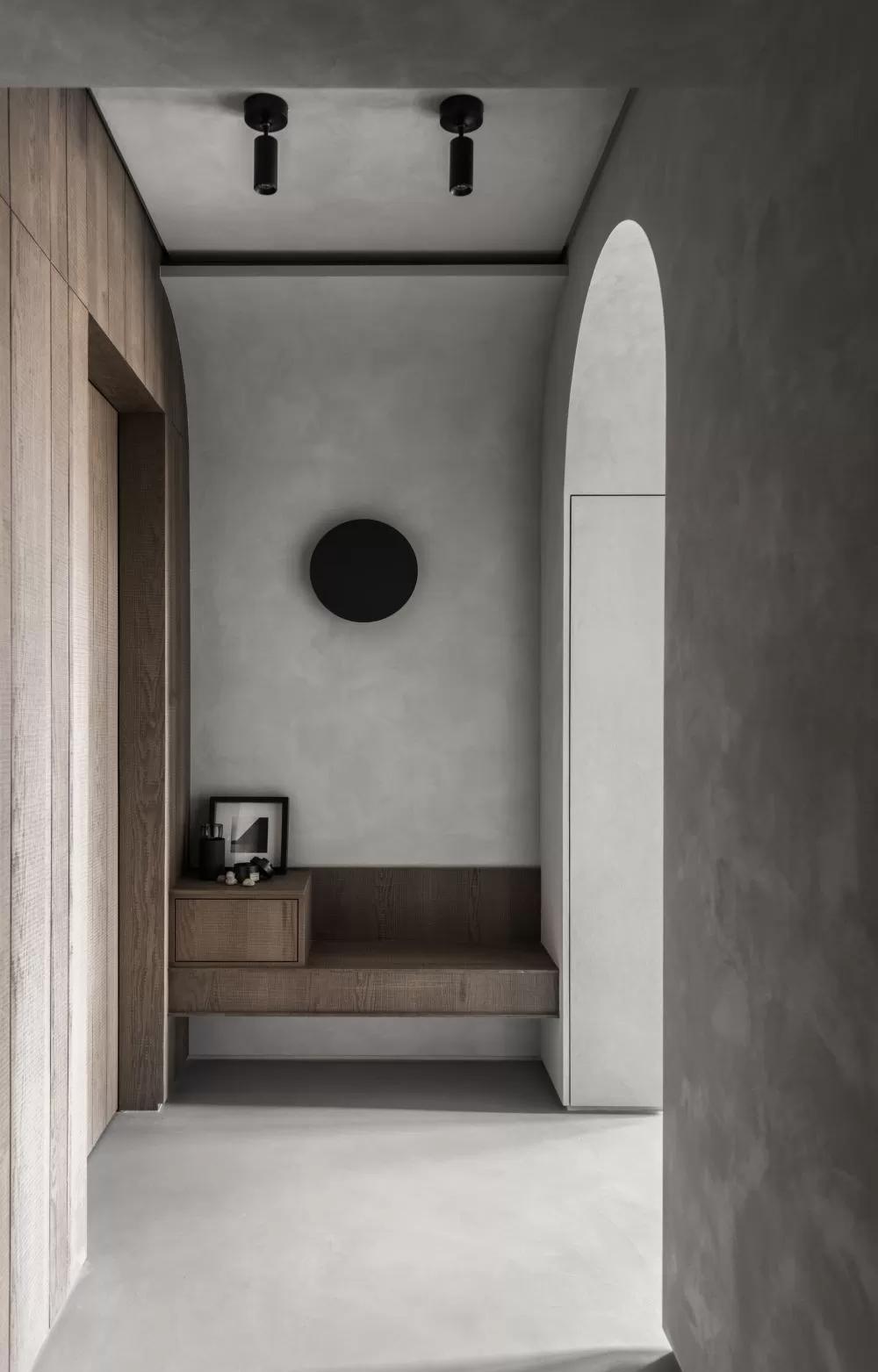 收纳不够吗？善用走道空间，让玄关一平抵三平