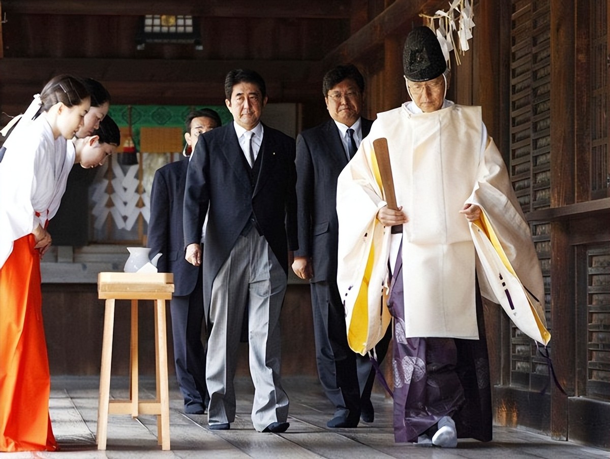 �ձ�����һ��������