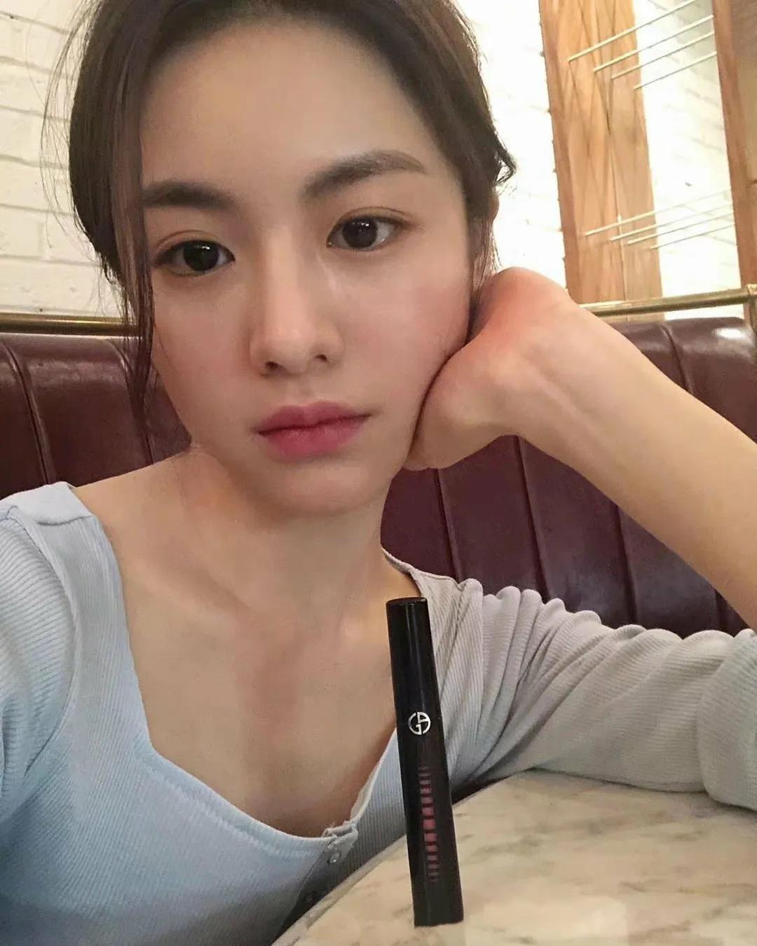 高允真 | 一些欧尼生活照 ​​​