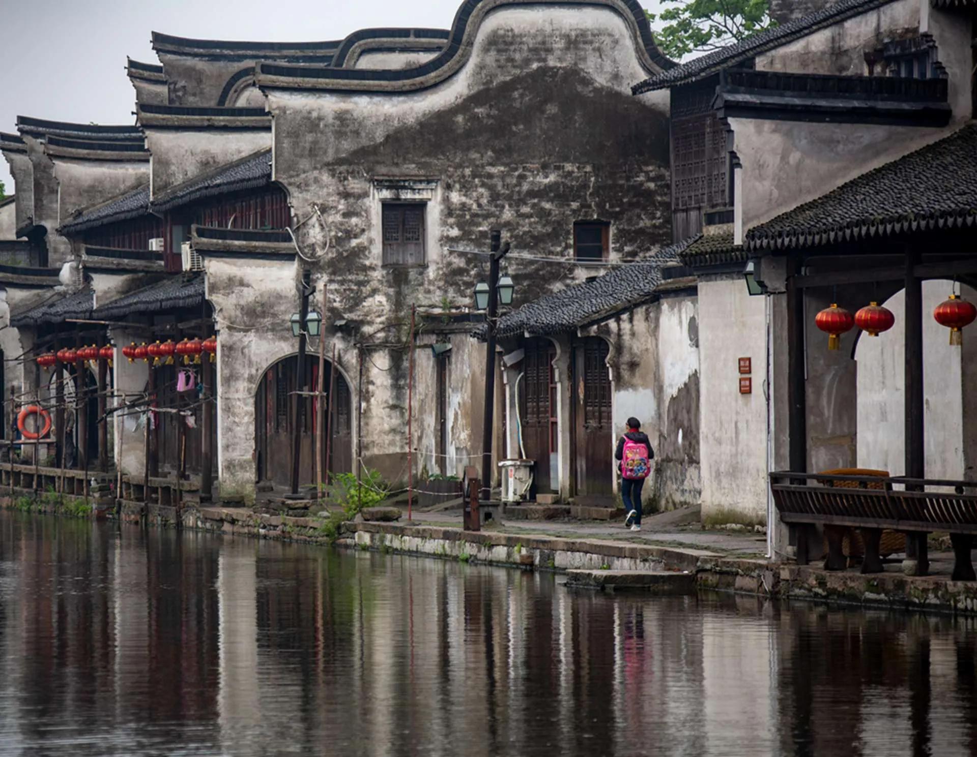 细雨霏霏中的南浔古镇 江南水乡名镇